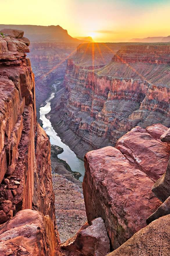 One Day in Grand Canyon (Top Sights, South Rim Itinerary, Map & Tips)