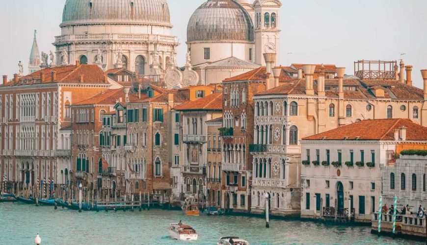 24 Best Things To Do In Venice