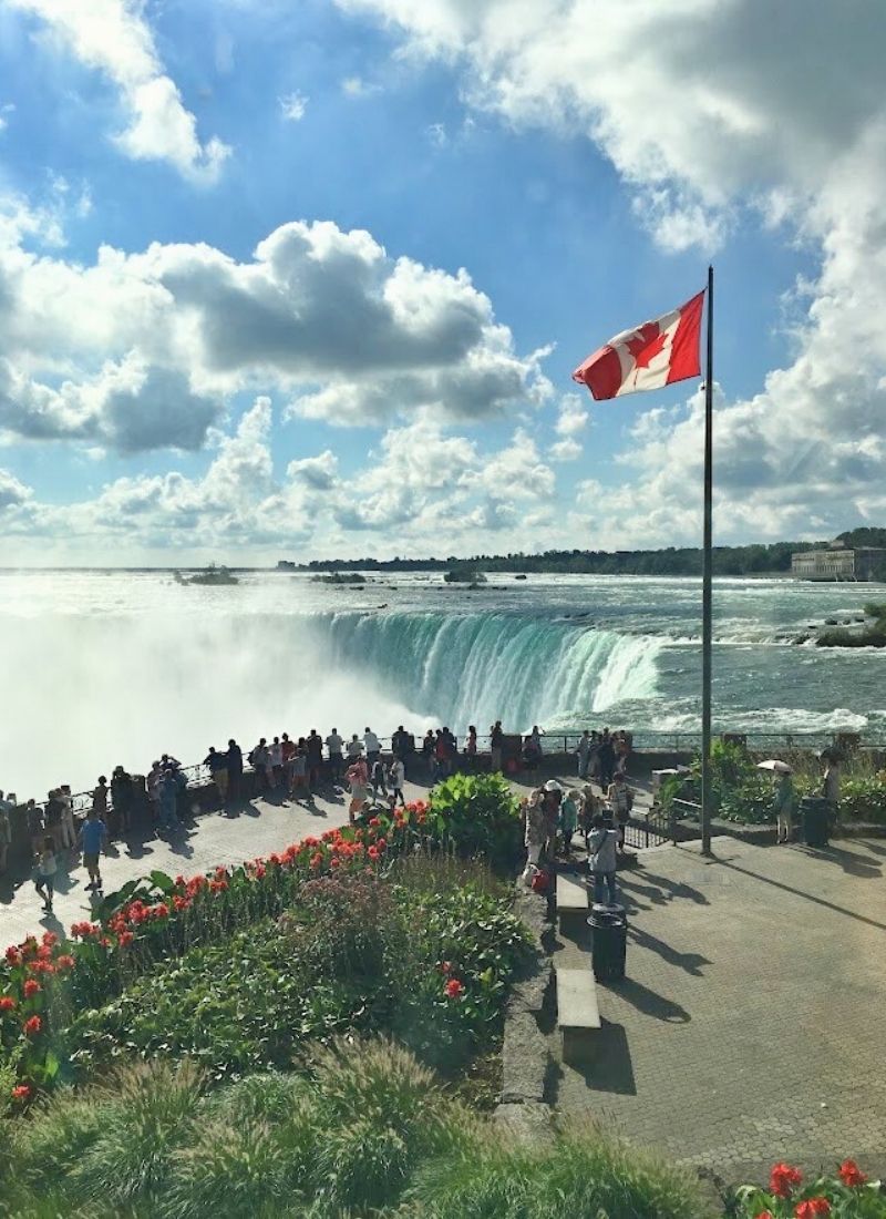 Niagara Falls Canada Side: 20+ Best Things to Do – Boat Tours, Tunnel, Gorge Hiking & More – grkids.com