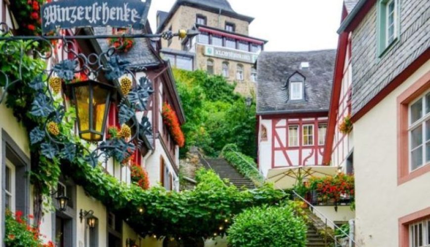 Germany Road Trip: 9 of the Most Beautiful Places to Visit in Germany – This Darling World