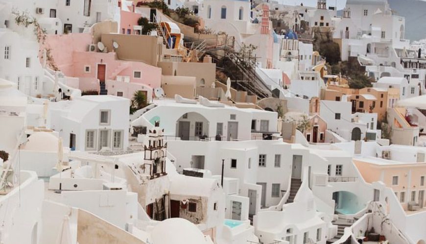 A Santorini Travel Diary