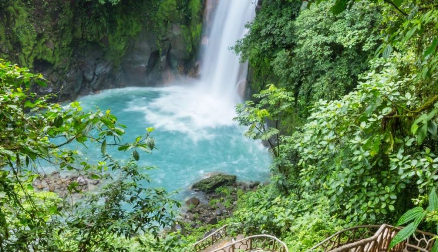 14 Amazing Things To Do In Costa Rica | Volcanoes, Waterfalls, Wildlife And More