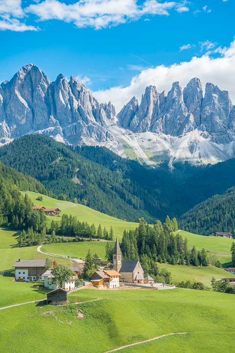 Dolomites Italy – Best Places To Visit in the Dolomites + 1-Week Itinerary