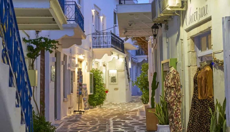 Paros Instagram Spots – Where to Take the Best Pictures of Paros, Greece – Top Travel Sights