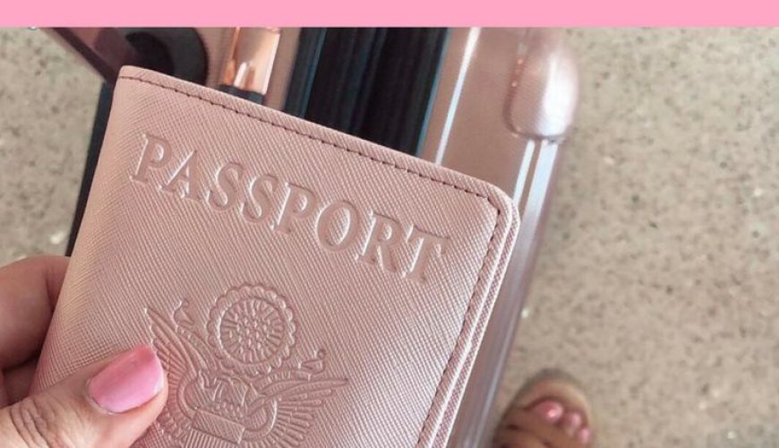 Packing List Essentials: 13 Items No Woman Should Ever Travel to Europe Without