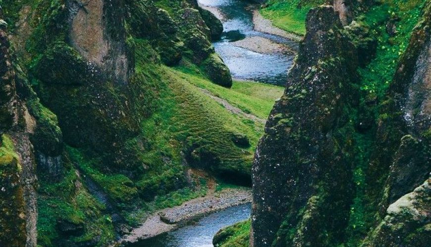 Best Photography Landscapes In Iceland – Fjaðrárgljúfur Canyon