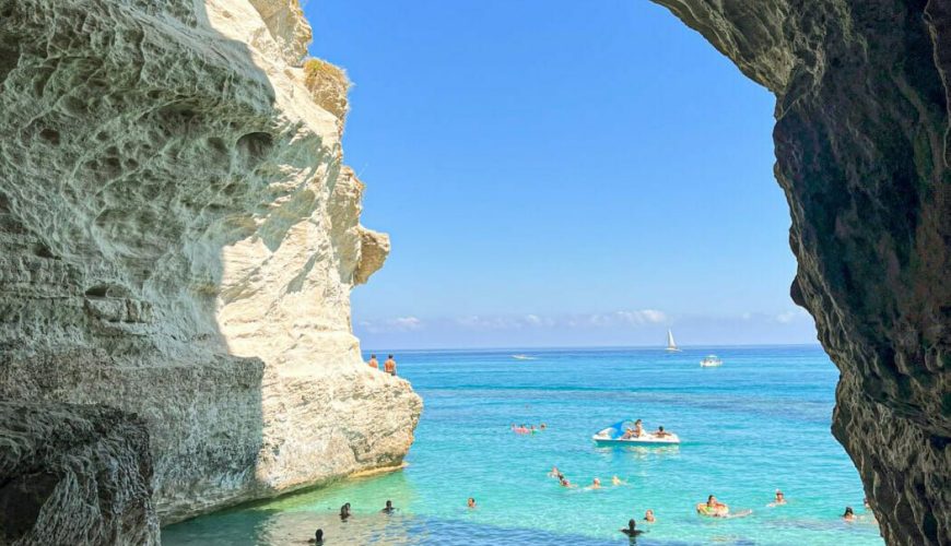 The Best Things to do in Tropea, Italy – Secret Beaches and More!